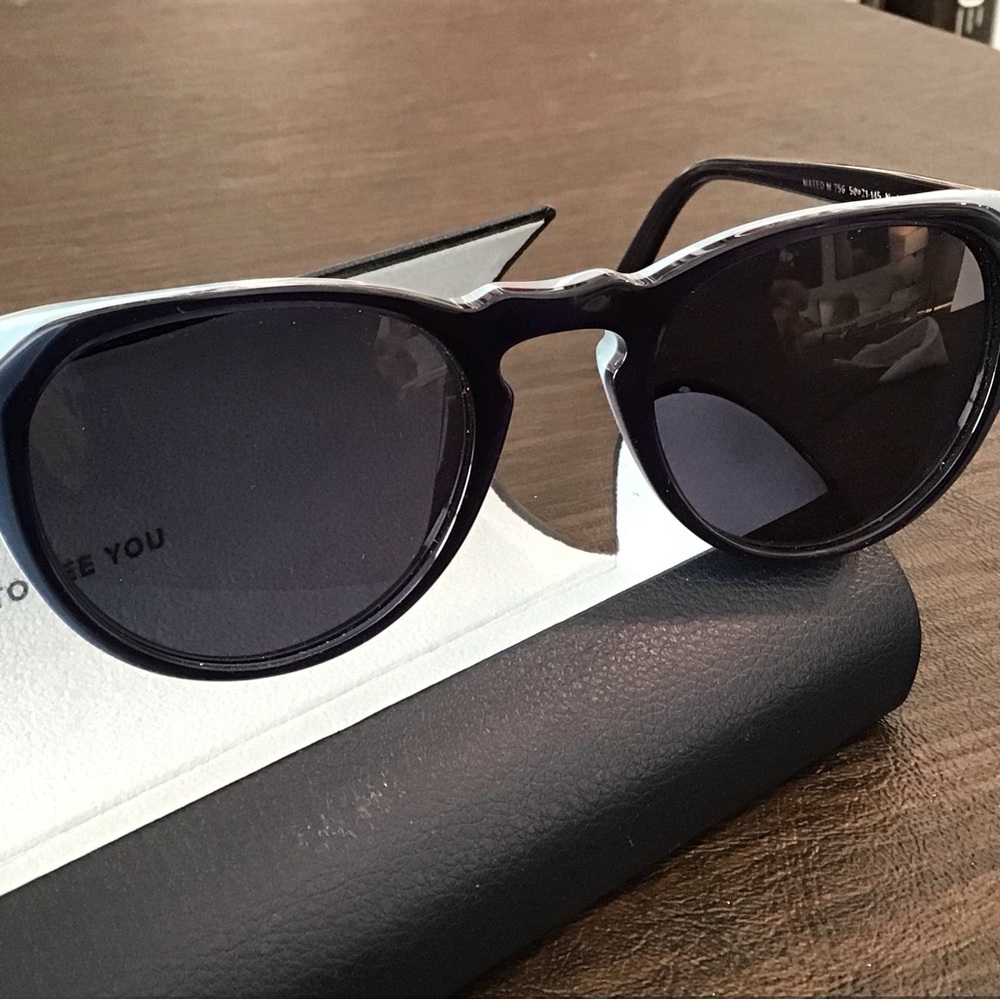 WARBY PARKER Mateo Two-tone Sunglasses. Barely used! - Picture 6 of 14